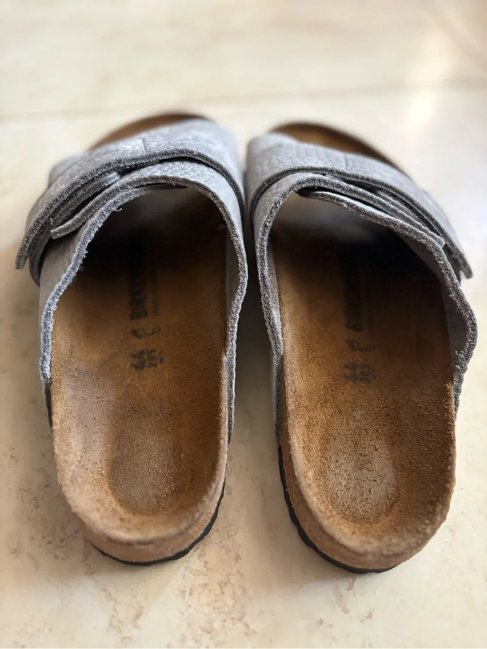 BIRKENSTOCK Kyoto Men’s Leather Sandal | Desert Buck Whale Gray | Size EU 44